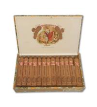 Lot 317 - Romeo y Julieta Coronitas en Cedro