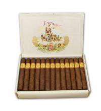 Lot 32 - El Rey del Mundo Tres Petit Coronas