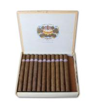 Lot 32 - H. Upmann Monarchs