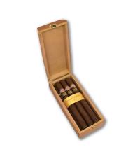 Lot 330 - Montecristo  D 