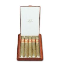 Lot 33 - La Corona Petit Coronas