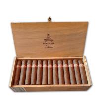 Lot 342 - Montecristo Petit Edmundo