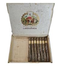 Lot 349 - Por Larranaga Exquisitos