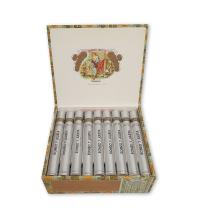 Lot 371 - Romeo y Julieta Churchills