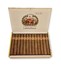 Lot 379 - Por Larranaga Petit Coronas