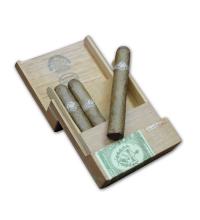 Lot 37 - H.Upmann Cedar No.2