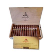 Lot 386 - Montecristo Robustos