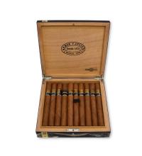 Lot 389 - Romeo y Julieta  Churchills Reserva