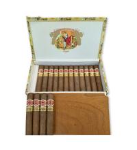 Lot 405 - Romeo y Julieta Short Churchills