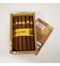 Lot 40 - Hoyo de Monterrey Le Hoyo du Dauphin