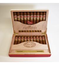 Lot 413 - Romeo y Julieta Wide Churchills travel Humidor