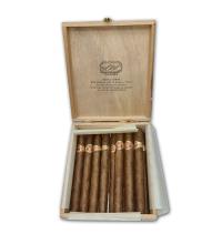 Lot 425 - Ramon Allones 898