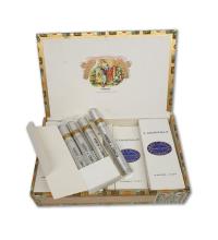 Lot 42 - Romeo y Julieta Churchills