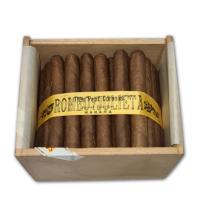 Lot 435 - Romeo y Julieta Tres Petit Coronas