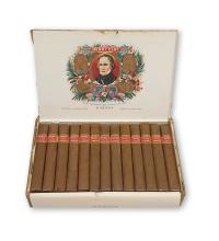 Lot 436 - Henry Clay Conchas de Regalia