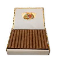 Lot 460 - Romeo y Julieta Churchills