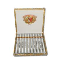Lot 462 - Romeo y Julieta Churchills