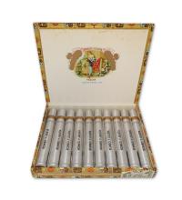 Lot 48 - Romeo y Julieta Churchills