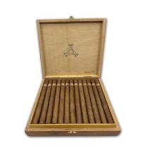 Lot 490 - Montecristo A