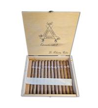 Lot 492 - Montecristo  Especiales No.2 
