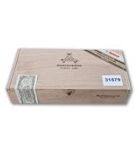 Lot 495 - Montecristo Robustos