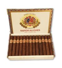 Lot 524 - Ramon Allones Small Club Coronas