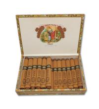 Lot 54 - Romeo y Julieta Cedros de Luxe No. 2