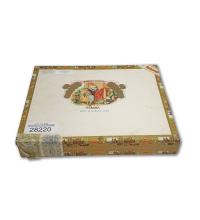 Lot 56 - Romeo y Julieta Churchills 