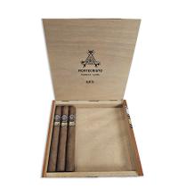 Lot 572 - Montecristo Dantes