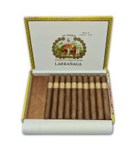 Lot 598 - Por Larranaga Petit Coronas