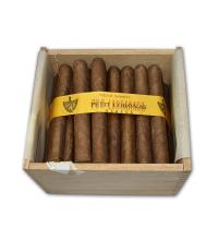 Lot 600 - Por Larranaga Petit Coronas