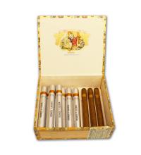 Lot 61 - Romeo y Julieta Tubed Churchills