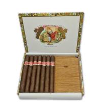 Lot 640 - Romeo y Julieta Coronas