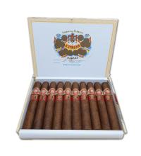 Lot 65 - H. Upmann Royal Robustos