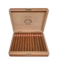 Lot 67 - H. Upmann Sir Winston