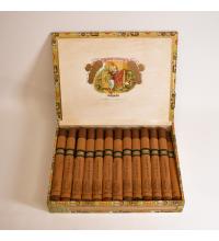 Lot 68 - Romeo y Julieta Cedros de Luxe no. 1