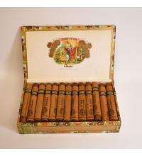 Lot 71 - Romeo y Julieta Cedros de Luxe no. 3