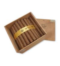 Lot 7 - Por Larranaga Magnums 