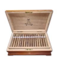 Lot 801 - Montecristo B humidor