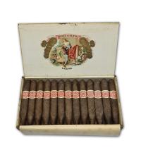 Lot 823 - Romeo y Julieta Flor Fina