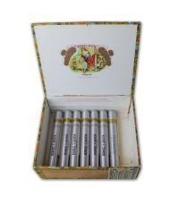 Lot 96 - Romeo y Julieta Churchills