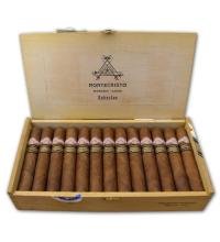 Lot 136 - Montecristo Robustos