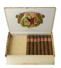 PRE814 - Romeo y Julieta Tres Petit Coronas - Pre Embargo