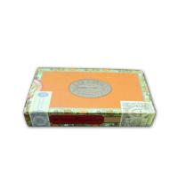 Lot 57 - Romeo y Julieta Coronitas en Cedro