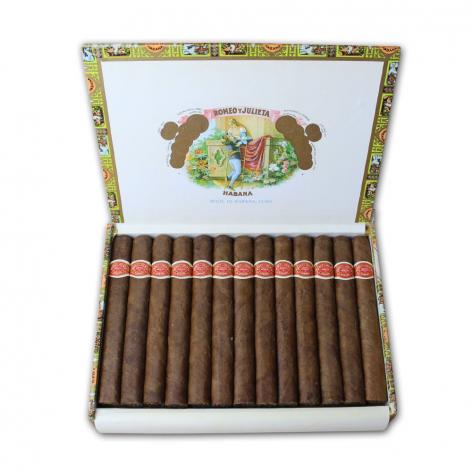 Lot 100 - Romeo y Julieta Coronas