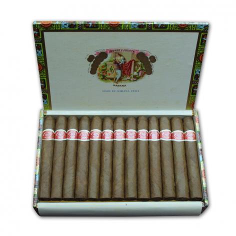 Lot 101 - Romeo y Julieta Tres Petit Coronas