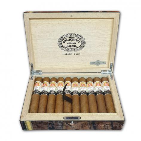 Lot 102 - Hoyo de Monterrey Epicure No.2 Reserva