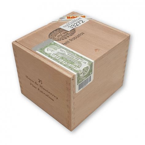 Lot 102 - Hoyo de Monterrey Petit Robustos 