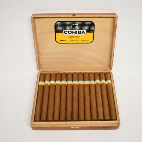 Lot 104 - Cohiba Esplendidos