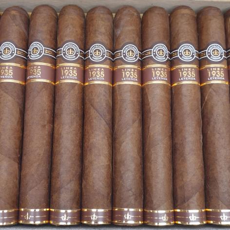 Lot 104 - Montecristo Leyenda